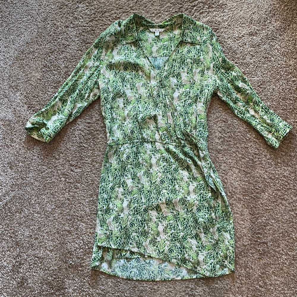 Leaf patterned green dress